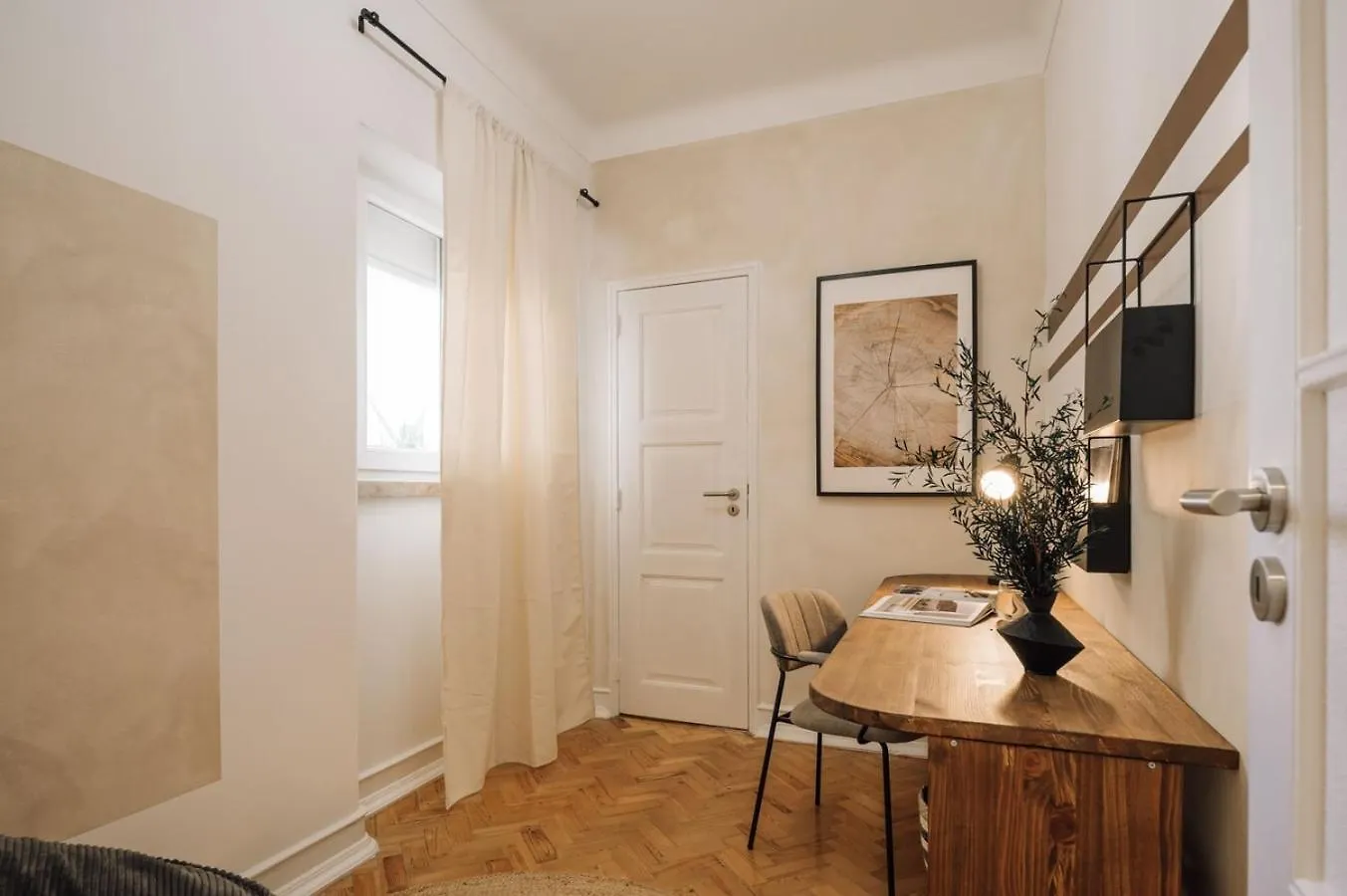 Badet - 3 Bedrooms, Office And Terrace In Alvalade Lisboa Portugalsko