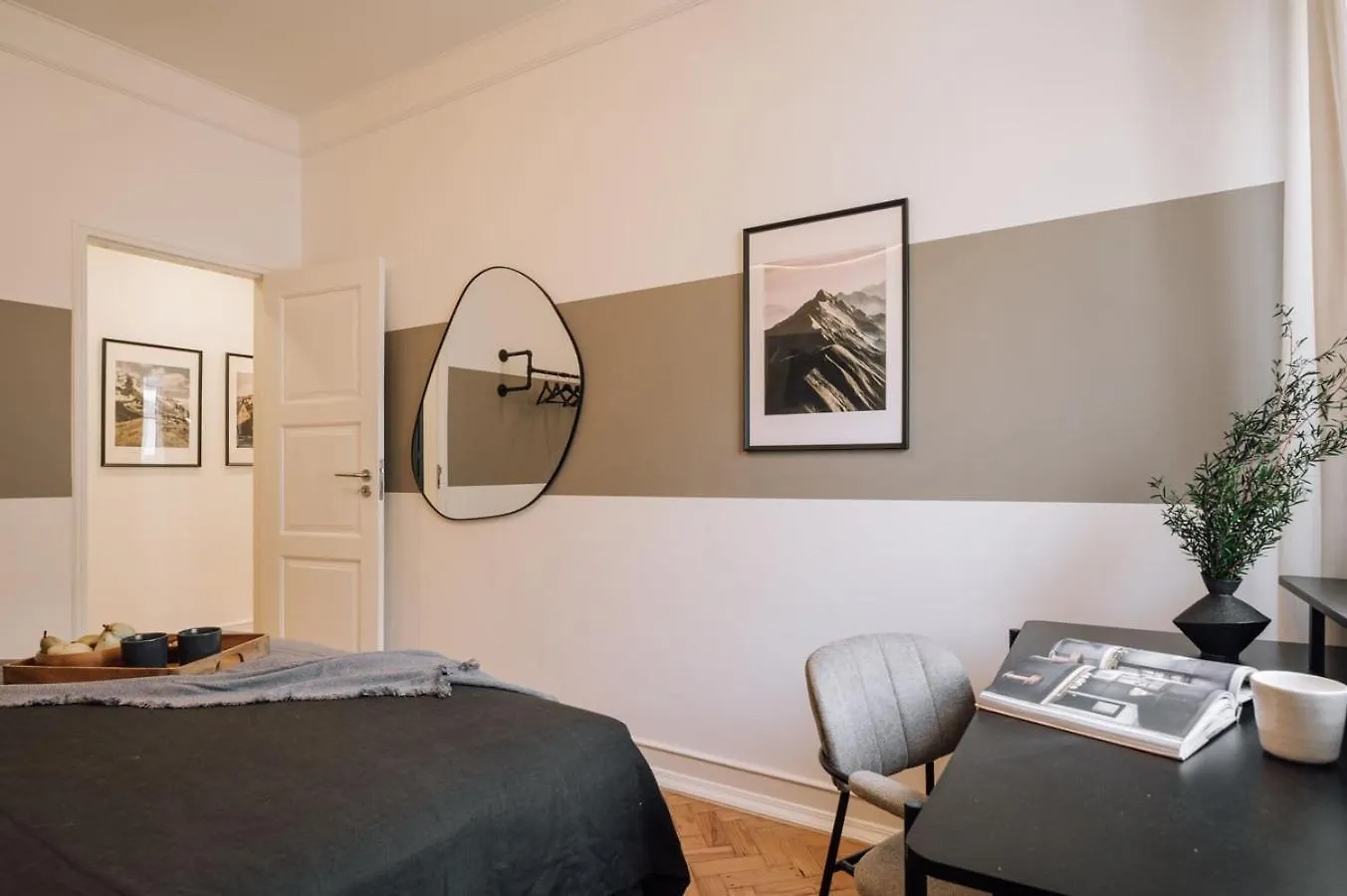 Badet - 3 Bedrooms, Office And Terrace In Alvalade Lisbon
