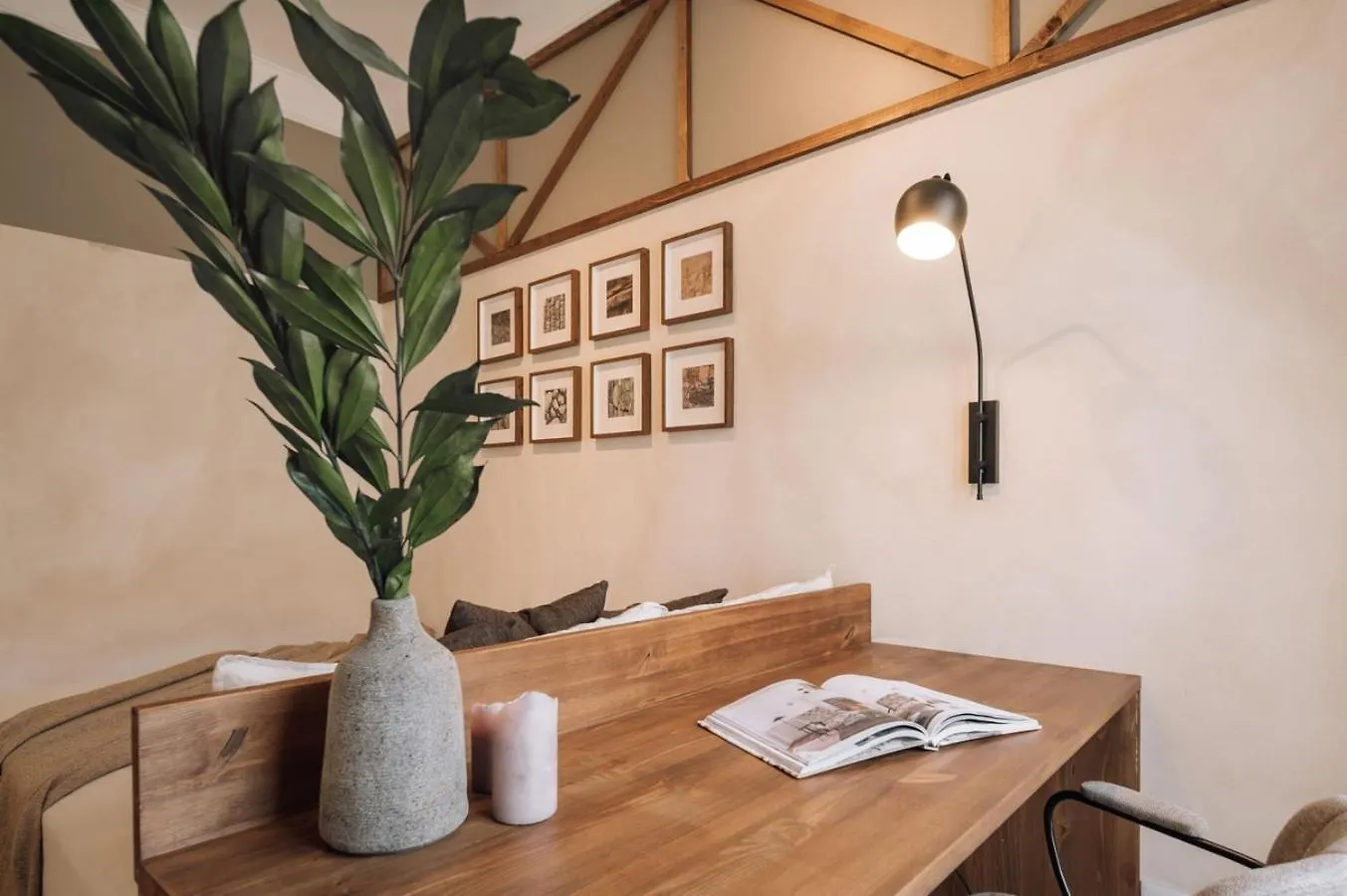 Badet - 3 Bedrooms, Office And Terrace In Alvalade Lisbon